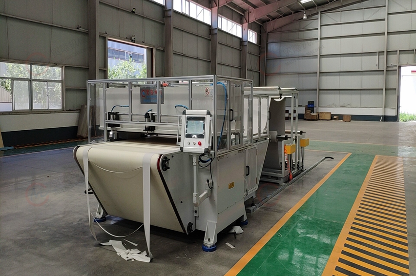 德阳全自动汽车遮阳板裁切机