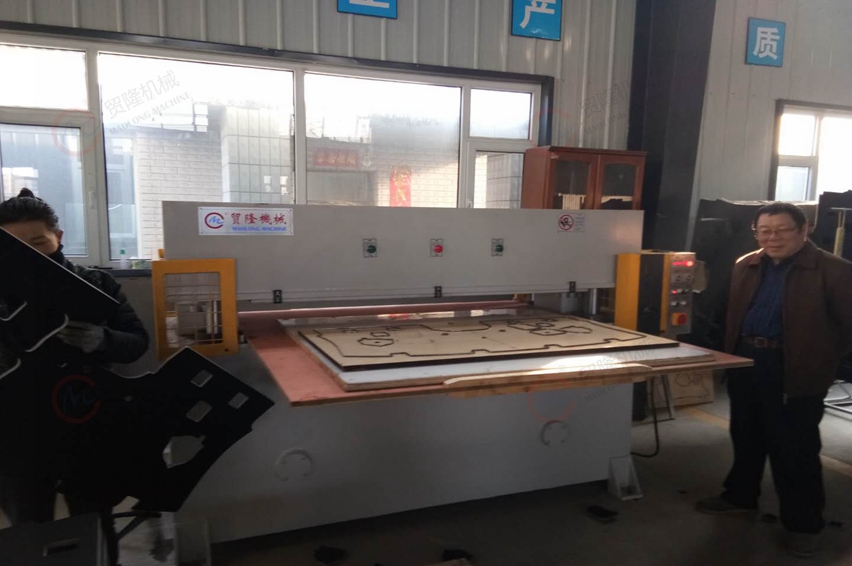 德阳汽车后备箱隔音垫裁断机