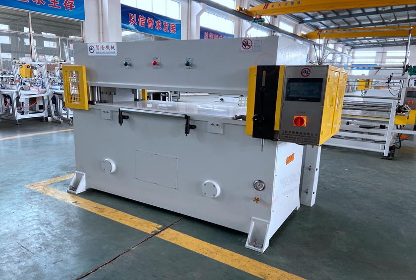 德阳精密四柱液压裁断机