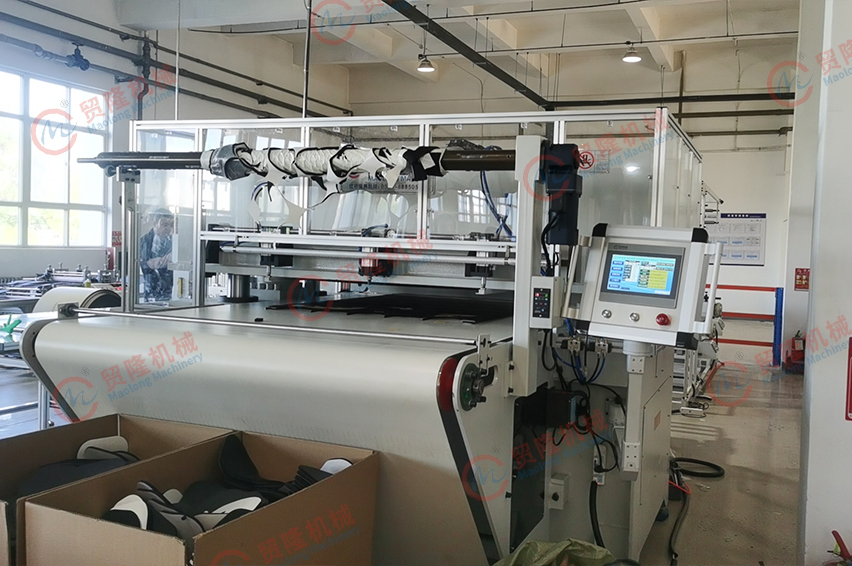 德阳输送带式精密四柱液压裁断机